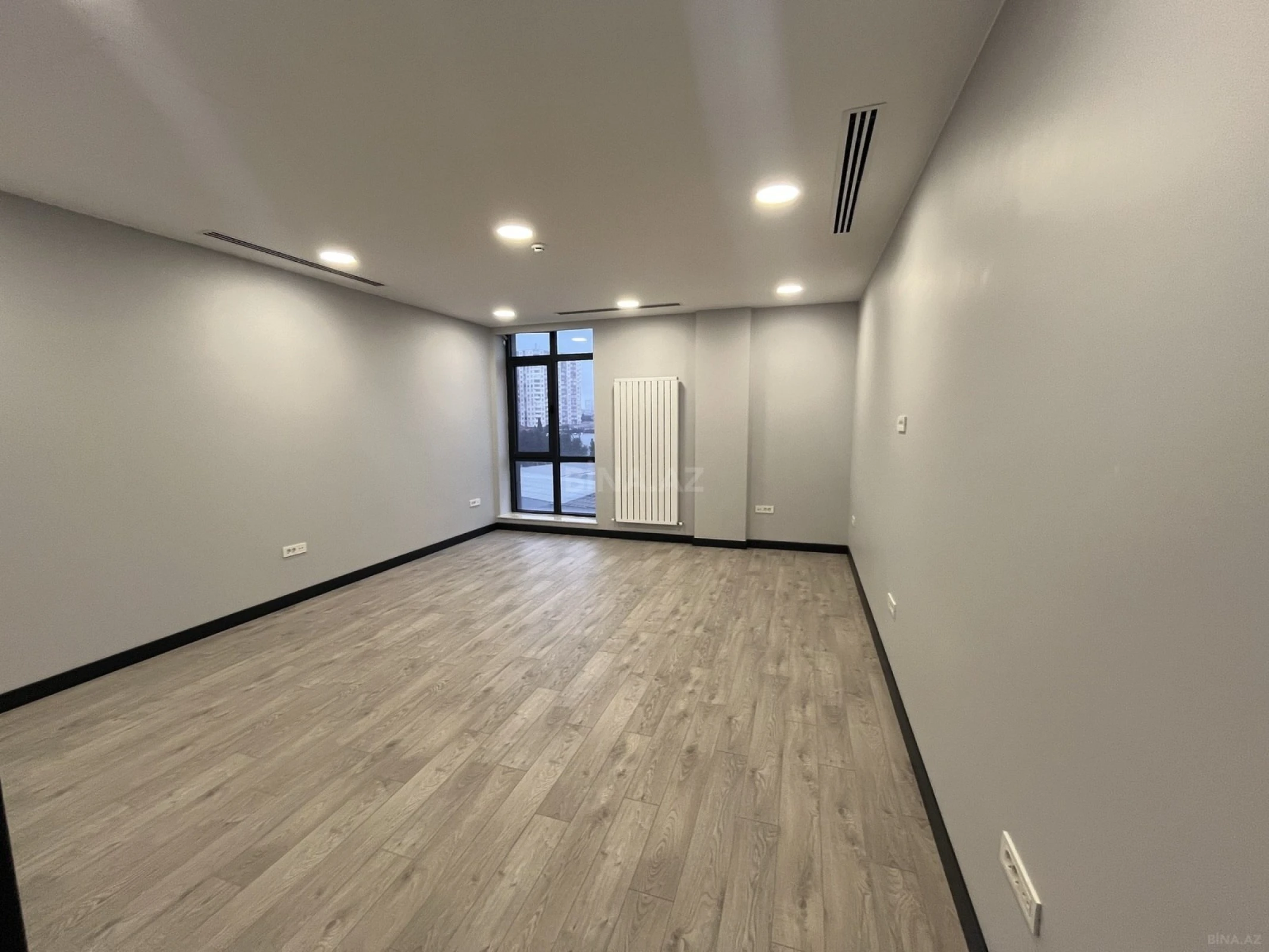 Kirayə verilir 3 otaqlı ofis 150 m²