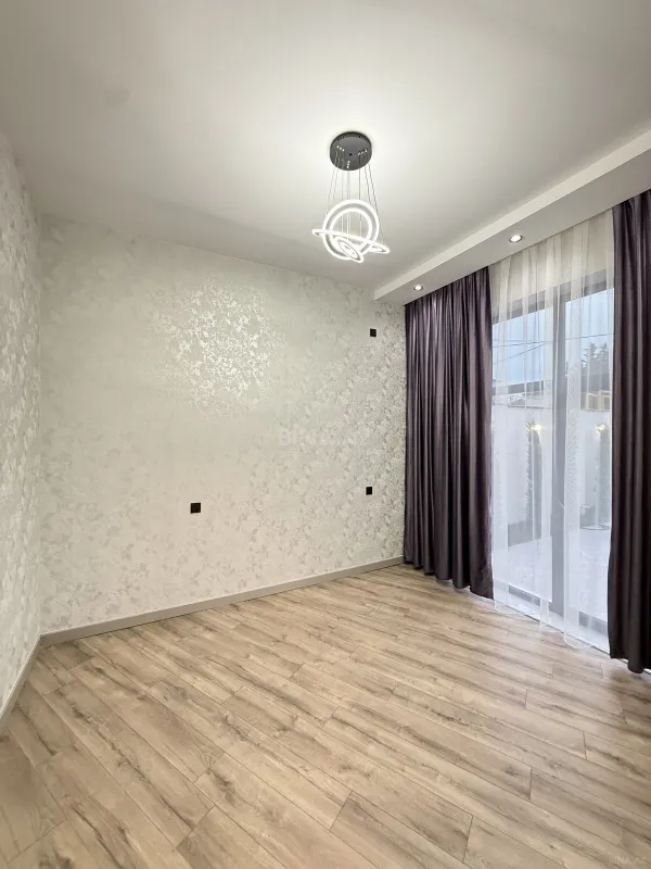 Satılır 4 otaqlı həyət evi 135 m²