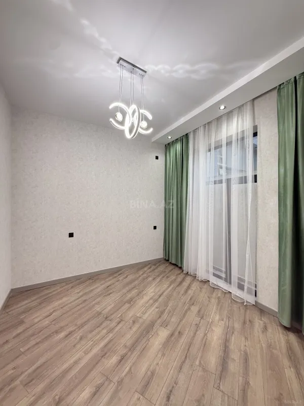 Satılır 4 otaqlı həyət evi 135 m²