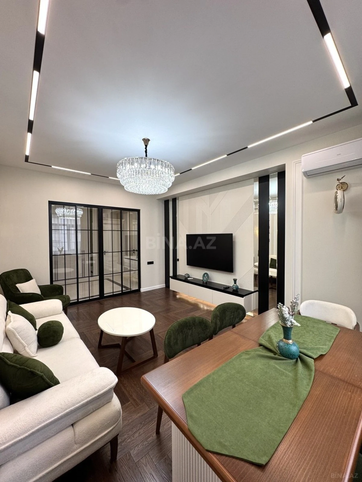 Satılır 2 otaqlı mənzil 86 m²