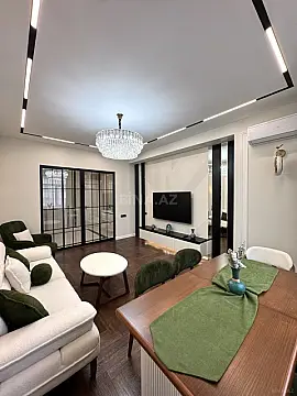 Satılır 2 otaqlı mənzil 86 m²