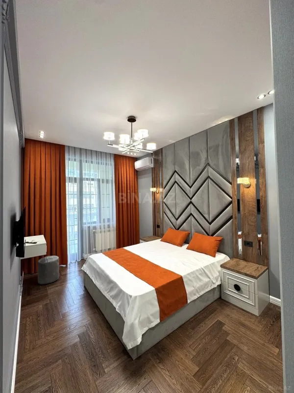 Satılır 2 otaqlı mənzil 86 m²