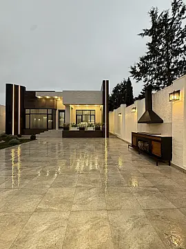 Satılır 5 otaqlı həyət evi 230 m²
