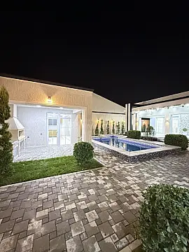 Satılır 4 otaqlı həyət evi 180 m²