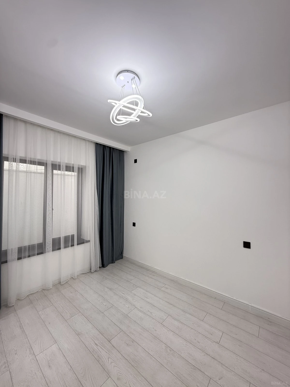Satılır 4 otaqlı həyət evi 140 m²