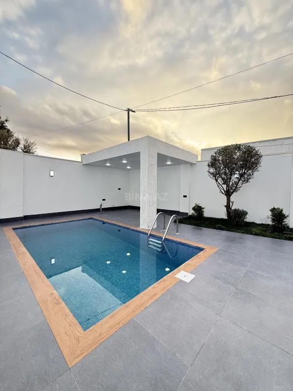 Satılır 4 otaqlı həyət evi 140 m²