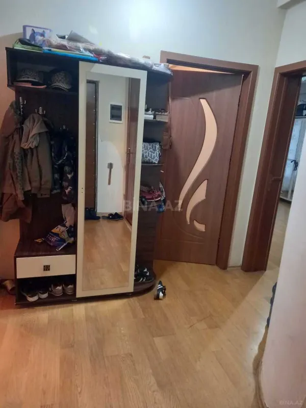 Satılır 2 otaqlı mənzil 87 m²