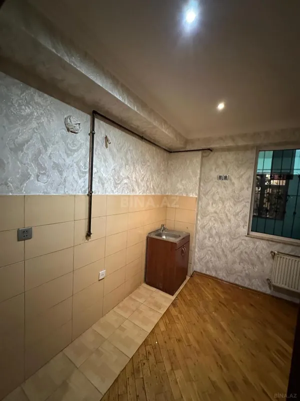 Satılır 2 otaqlı mənzil 84 m²