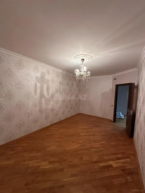 Satılır 2 otaqlı mənzil 84 m²