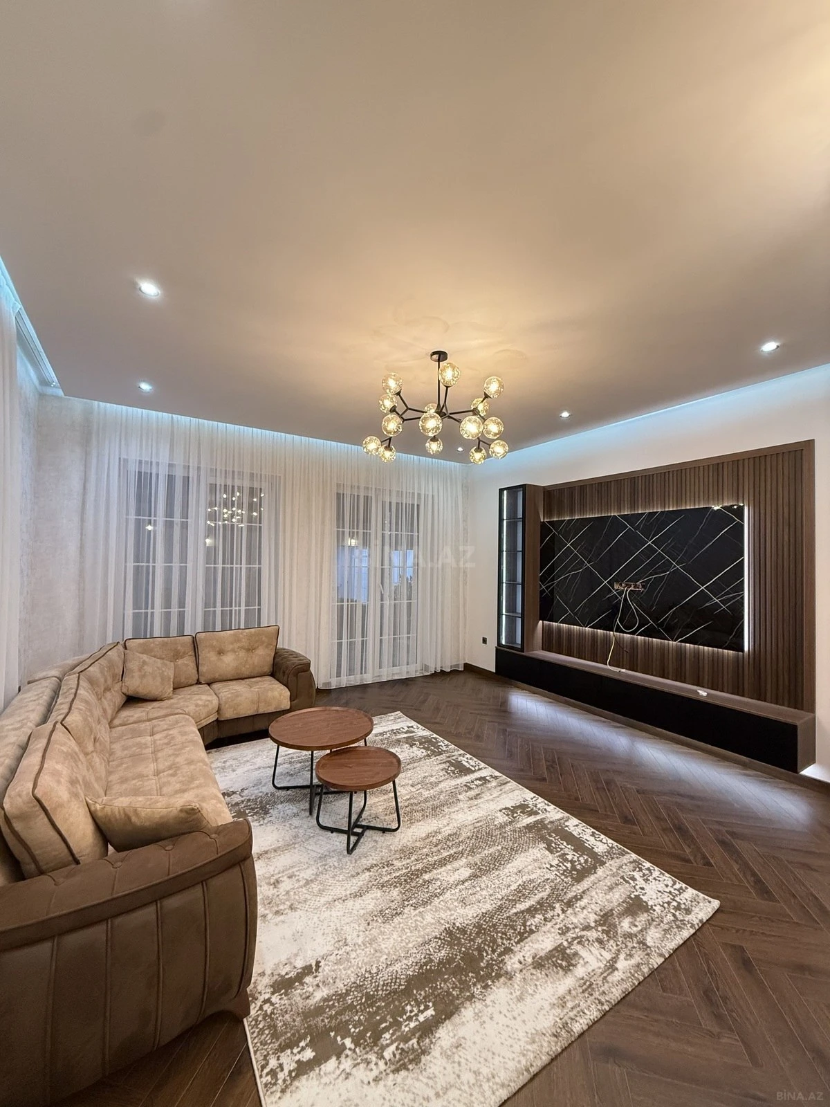 Satılır 4 otaqlı həyət evi 180 m²