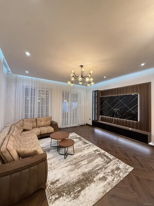 Satılır 4 otaqlı həyət evi 180 m²