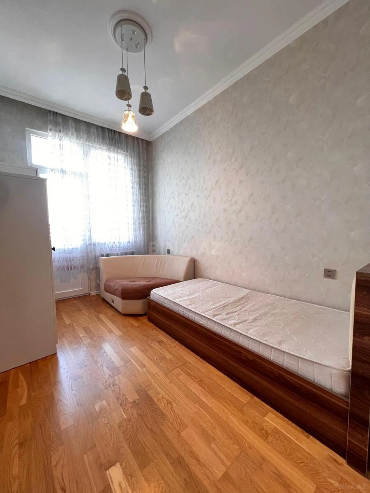 Satılır 3 otaqlı mənzil 70 m²