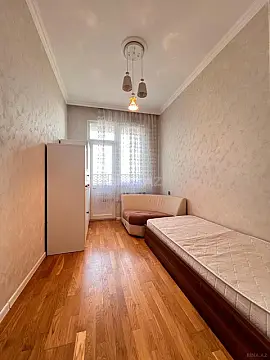 Satılır 3 otaqlı mənzil 70 m²