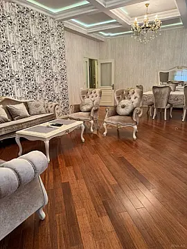 Kirayə verilir 4 otaqlı mənzil 180 m²