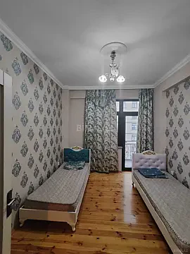 Kirayə verilir 3 otaqlı mənzil 90 m² — Bakı 3 otaq 90.00 m²