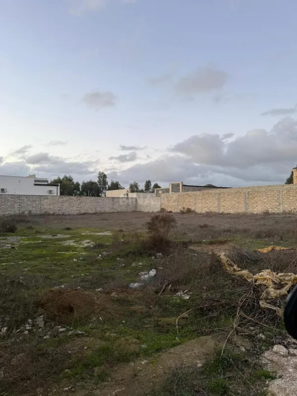 Satılır torpaq sahəsi 12 m²