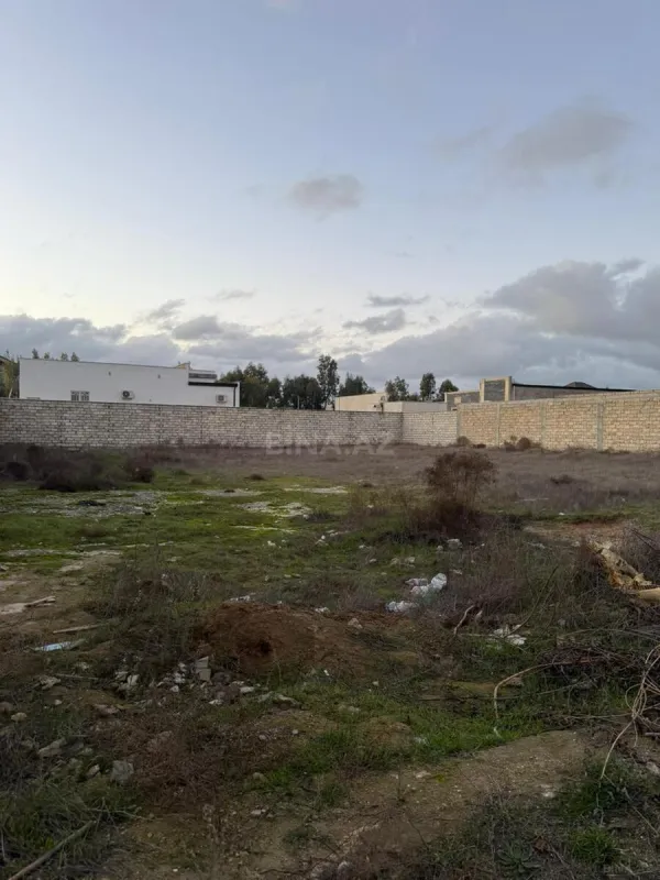 Satılır torpaq sahəsi 12 m²