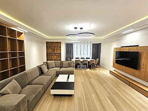 Kirayə verilir 3 otaqlı mənzil 130 m² — Bakı, Nərimanov 3 otaq 130.00 m²
