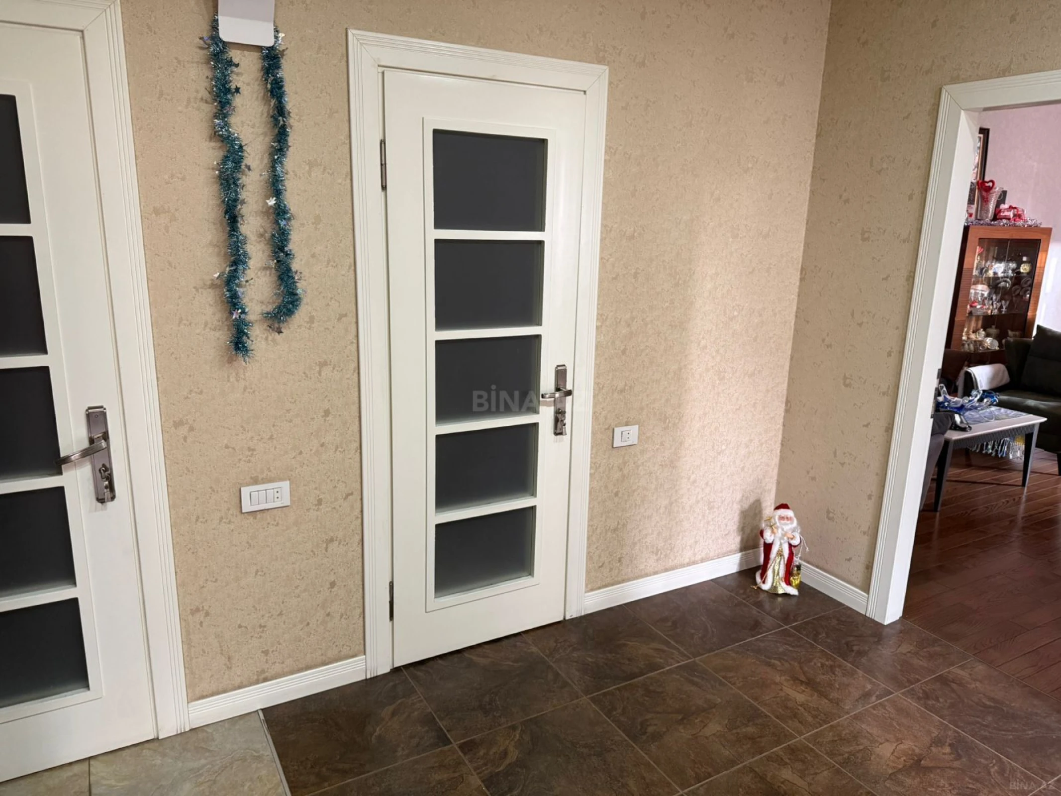 Satılır 3 otaqlı mənzil 100 m²