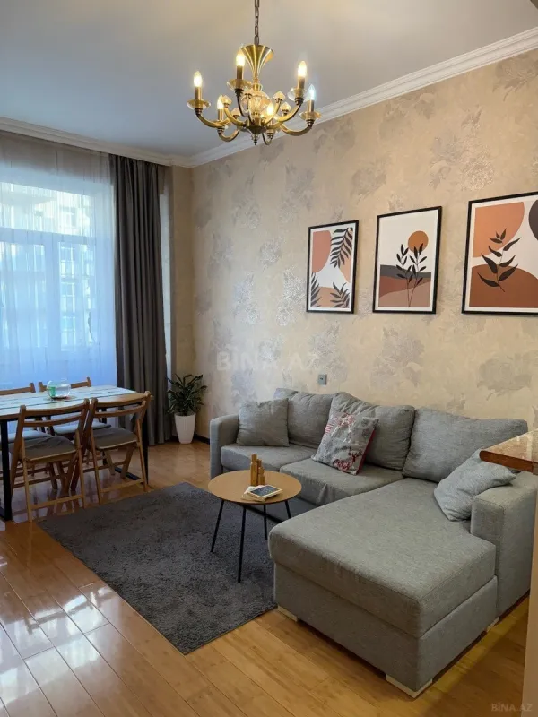 Satılır 2 otaqlı mənzil 52 m²
