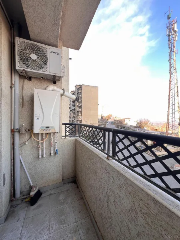 Satılır 2 otaqlı mənzil 52 m²