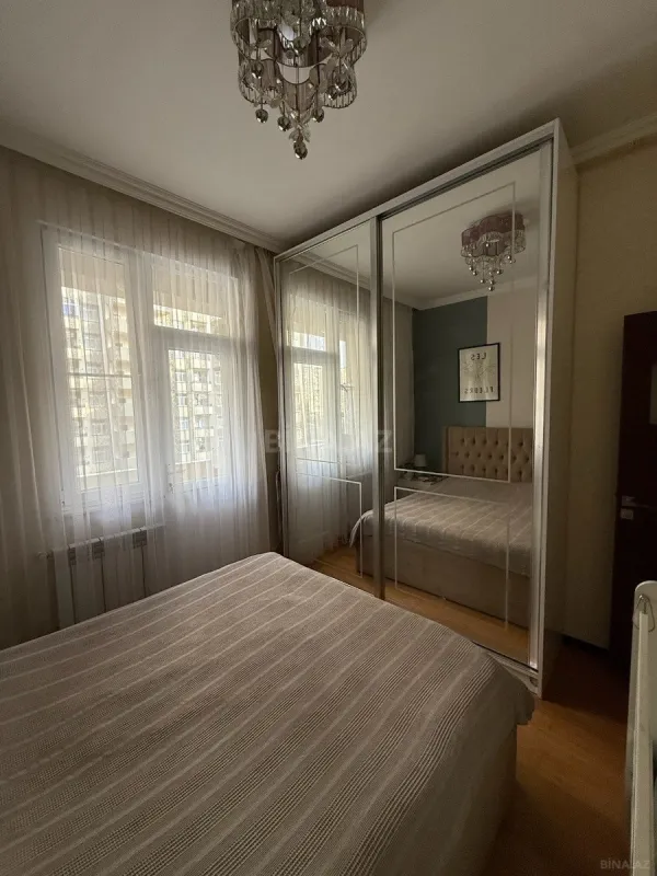 Satılır 2 otaqlı mənzil 52 m²