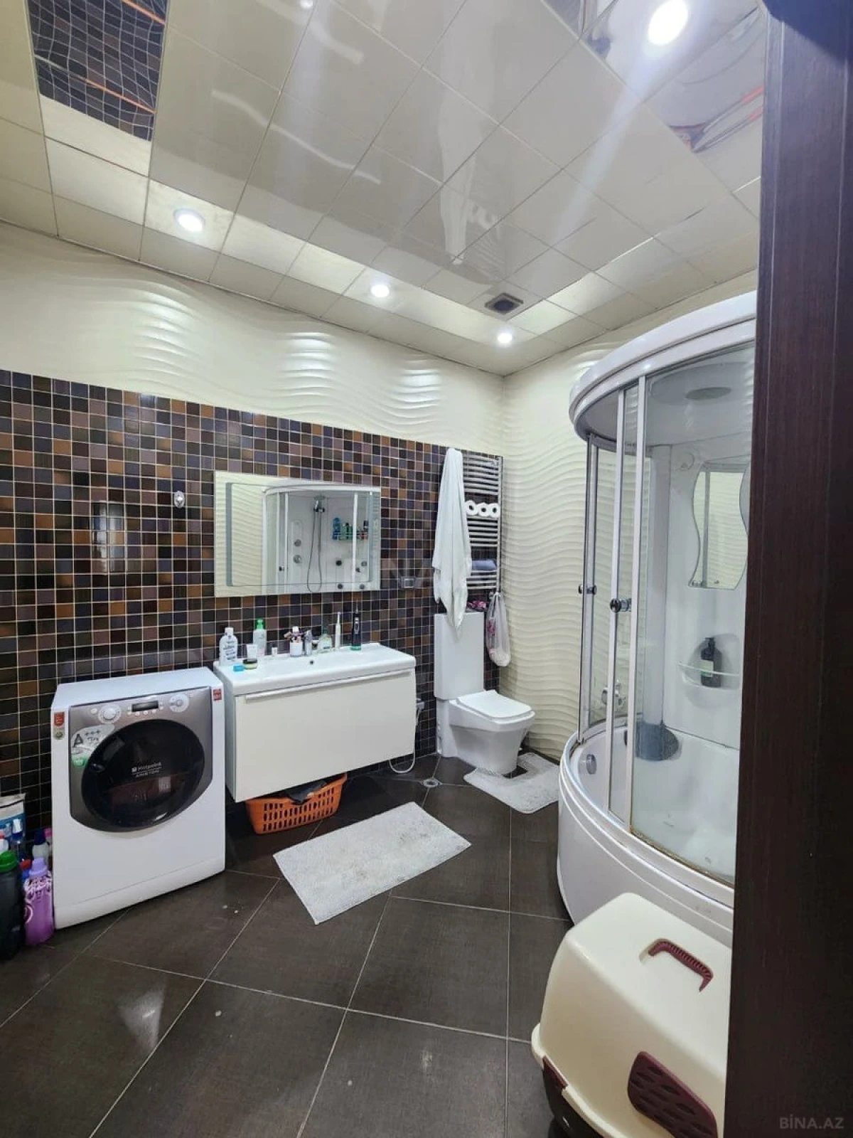 Kirayə verilir 3 otaqlı mənzil 152 m²