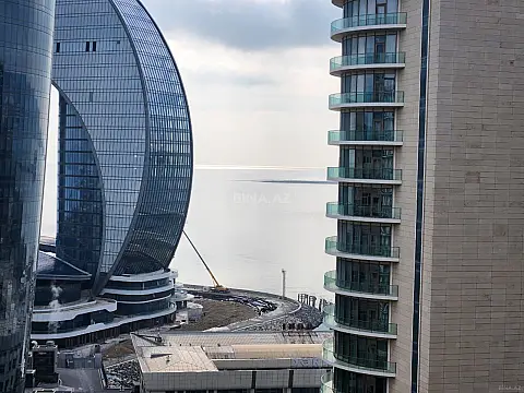 Kirayə verilir 3 otaqlı mənzil 152 m²