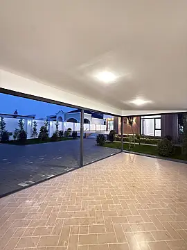 Satılır 5 otaqlı həyət evi 260 m²
