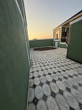 Satılır 4 otaqlı həyət evi 120 m²