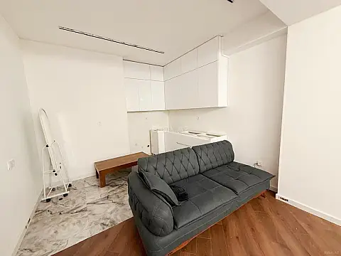 Satılır 3 otaqlı mənzil 128 m²