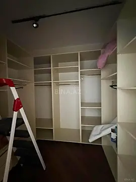 Satılır 3 otaqlı mənzil 128 m²