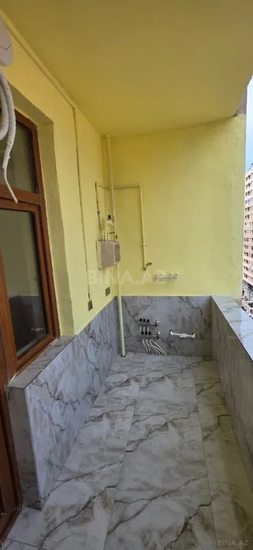Satılır 2 otaqlı mənzil 79 m²