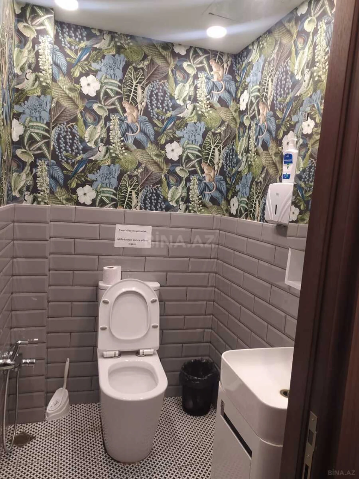 Satılır obyekt 115 m²