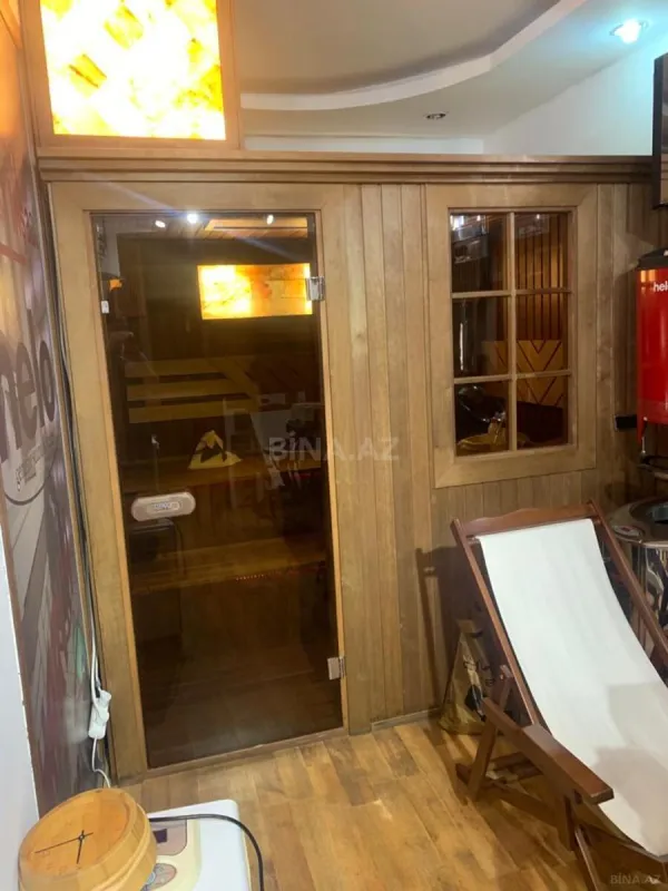 Satılır obyekt 200 m²