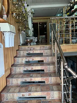 Satılır obyekt 200 m²