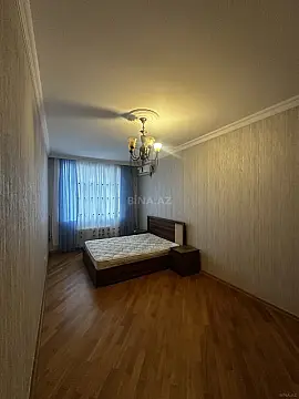 Kirayə verilir 3 otaqlı mənzil 180 m²