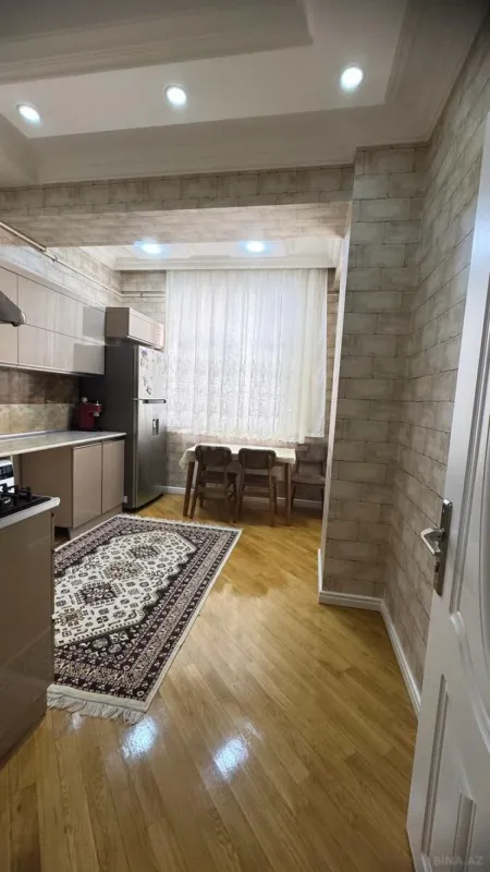 Satılır 3 otaqlı mənzil 110 m²