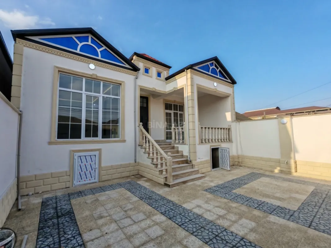 Satılır 4 otaqlı həyət evi 135 m²