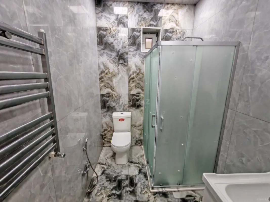 Satılır 4 otaqlı həyət evi 135 m²