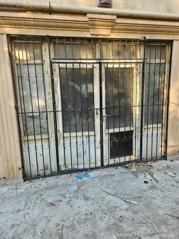 Satılır obyekt 1305.8 m²