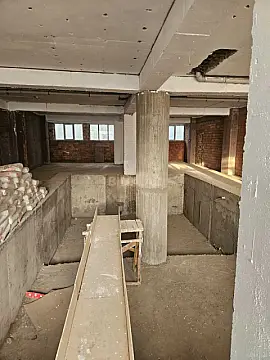 Satılır obyekt 1305.8 m²