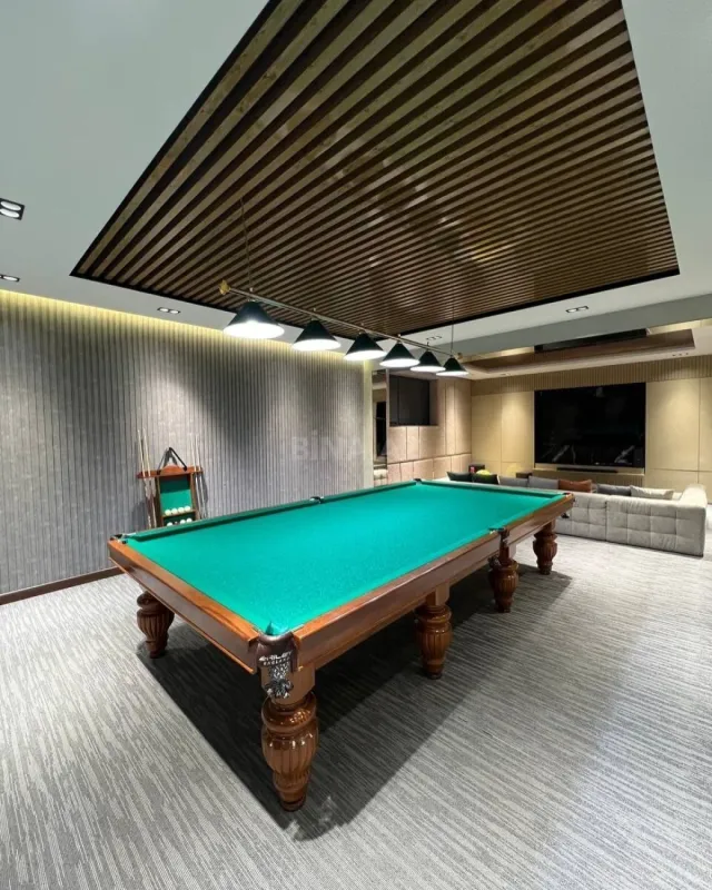 Kirayə verilir 5 otaqlı həyət evi 550 m²