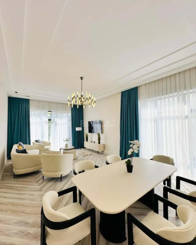 Kirayə verilir 4 otaqlı həyət evi 270 m²