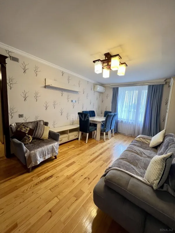 Kirayə verilir 2 otaqlı mənzil 45 m²