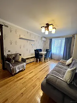 Kirayə verilir 2 otaqlı mənzil 45 m²