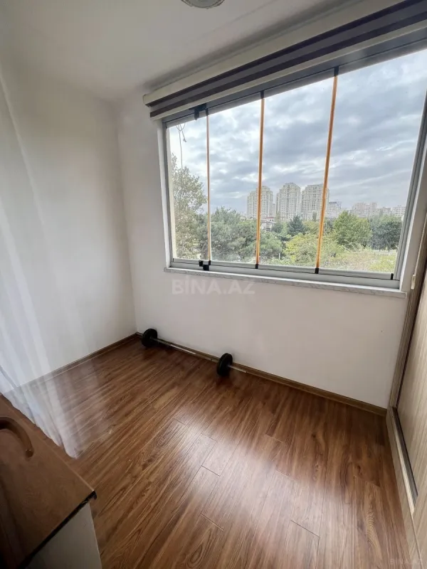 Kirayə verilir 2 otaqlı mənzil 45 m²
