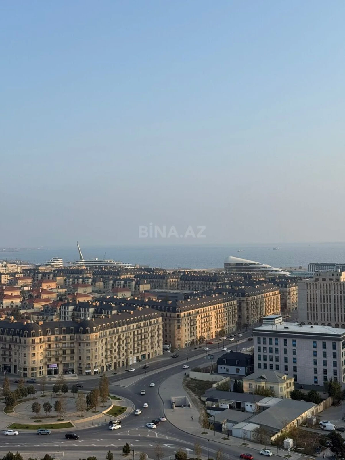 Satılır 3 otaqlı mənzil 91 m²