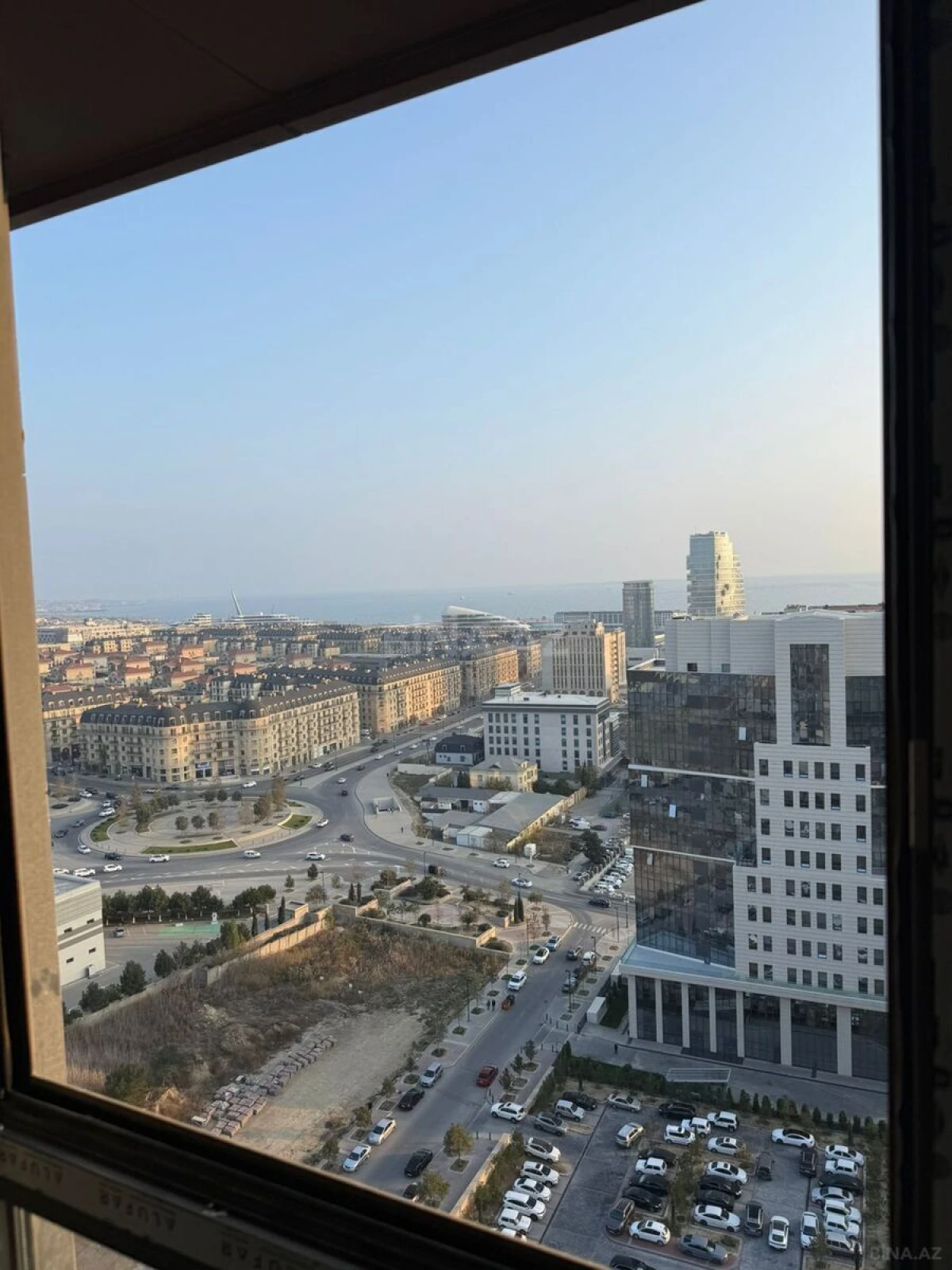 Satılır 3 otaqlı mənzil 91 m²