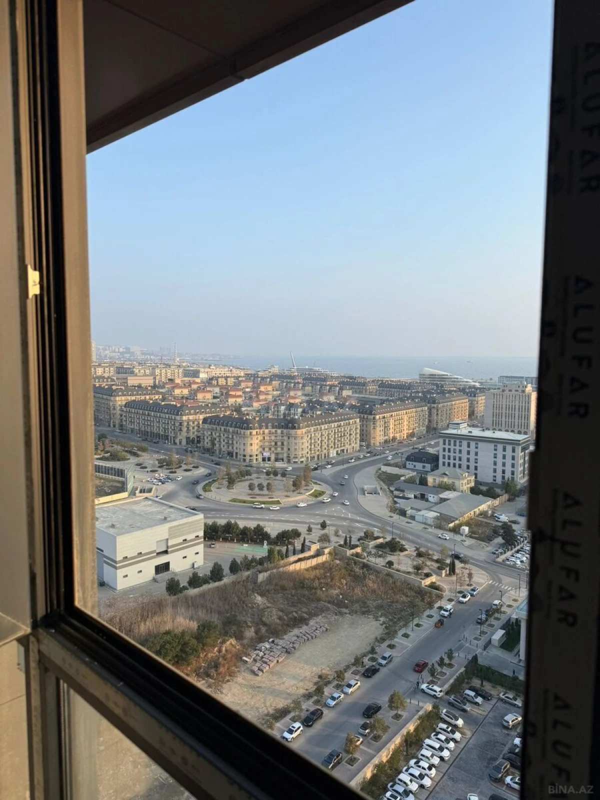 Satılır 3 otaqlı mənzil 91 m²